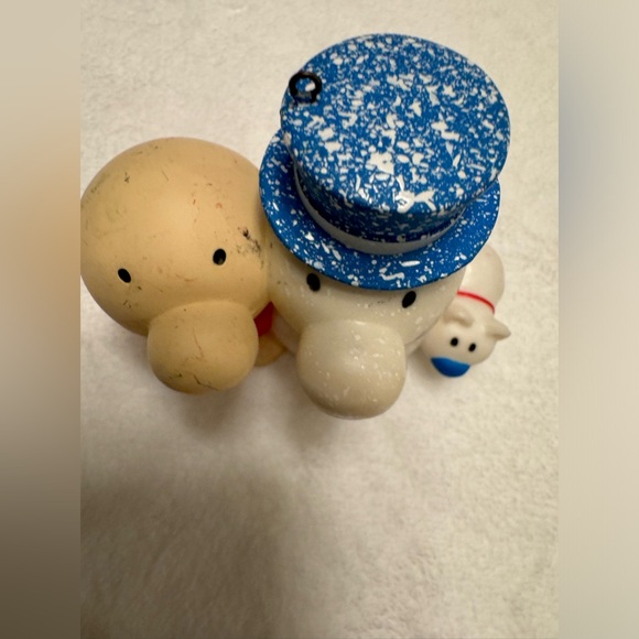 2 Vintage Christmas Ornaments - Picture 5 of 8